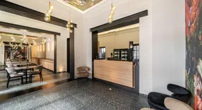 URBAN HOTEL - Image 3