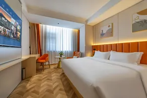 Xichang Huayue scenery hotel (Qionghai wetland torch Plaza store) - Image 2