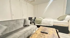 Spacious Double Room By Town Centre - Image 5