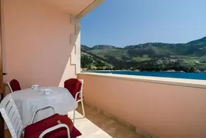 Apartments Bezek - Studio Apartment with Sea View - Image 3