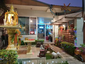 Friends House Resort - Image 4