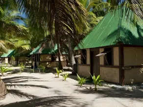 Barefoot Manta Island Resort - Image 5
