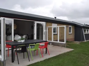 bungalow, situated directly at a large sand dunes - Image 4