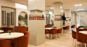 Mimi Hotel - Image 4