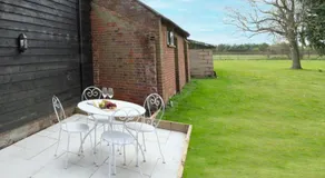 Lux Lodge - Image 5