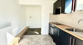 Private Apartment Free parking Gatwick Airport - One bedroom- One sofa Bed - Image 4