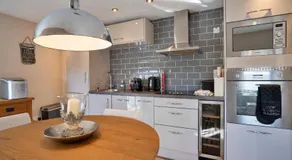 Finest Retreats - The Cottages Collection - Image 5