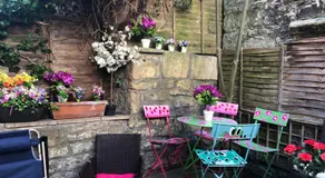 City Centre - Rivers Street, quiet 2 bed ground floor Georgian garden Apartment - Image 3