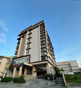 District 21 Hotel - Image 5