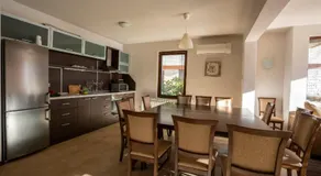 Strawberry Guest House - Image 5