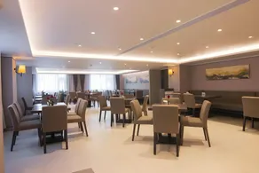 Home Inn Plus Hefei Huaihe Road Pedestrian Street - Image 4