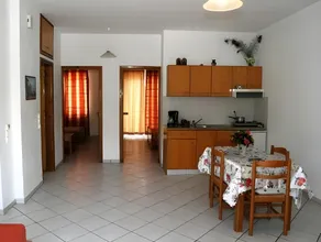 Babis Apartments - Image 4