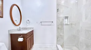 Spacious Rooms with Bath Near Wonderland & Vaughan Mills Mall - Image 5