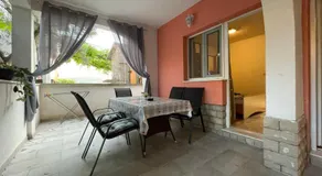 House with outdoor pool in Tisno - Image 5