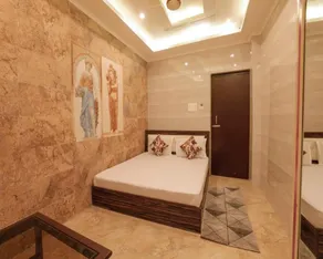 Grand Galaxy Hotel - Image 2