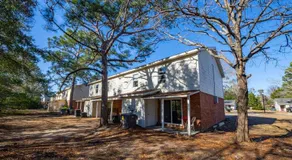 Chic & Modern 2BD Near CAE - Image 4