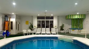 Colonel Williams Resort and Suites - Image 2