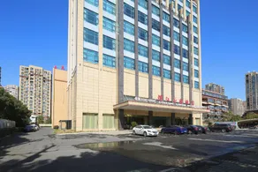 Riverside Garden Hotel - Image 4
