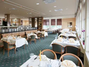 Sunday Hotel Frankfurt Airport - Neu-Isenburg - Image 3