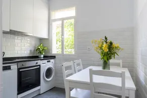 Apartamento de 4 habitaciones en Santander - Image 3