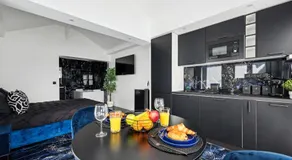 Suite paisible avec jacuzzi - Image 2