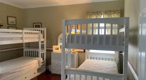 Luxurious Beach Block 4-Bdrm House for the whole family - prices reduced!! - Image 4