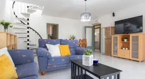 La Terraza - Image 2