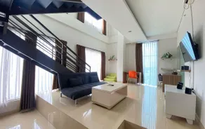 V Hotel & Residence Bandung - Image 2