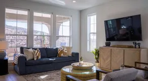 Shangri - La townhouse - Image 3
