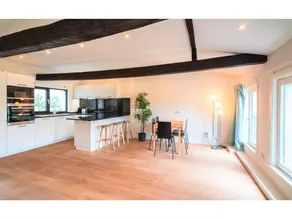 Spacious Flat in Antwerp City Centre - Image 5