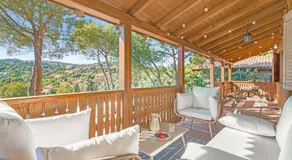 Cozy wood cabin, Casino, Pool, 25 min to Madrid Center - Image 4