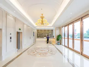 Vienna Hotel Jiangsu Yixing Wanda Plaza - Image 2