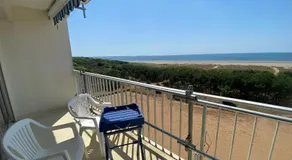 Charmant T2 rénové avec balcon et parking, accès direct plage - Saint Brevin - Image 3