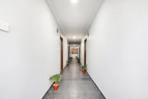 Hotel O Mid Town - Image 5
