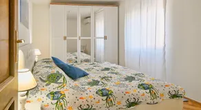 House with sea view and garden in Nerezine - Image 4