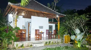 Kurnia Guest House & Spa - Image 5