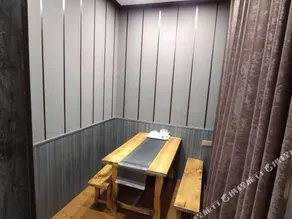 Terracotta Army Theme Apartment - Image 2