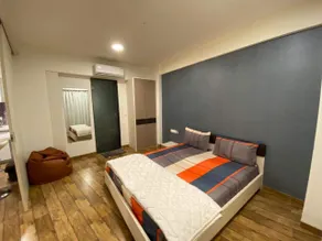 LUXURY STUDIO APARTMENT - Image 2