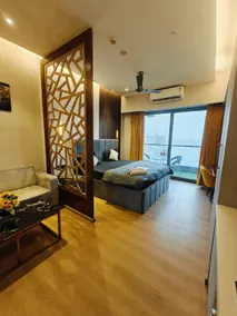 amazing balcony studio - Image 2