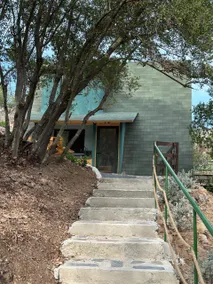 Family-Friendly Mountain Cabin with Playground - Image 4
