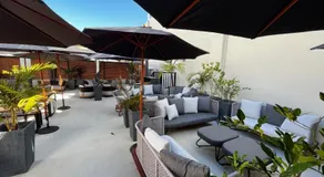 Capsuleaccom Hostel - Image 2