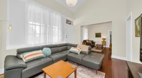 Bassett Cottage in Gawler South with 3 bedrooms and close to city train, shops and tavern - Image 2