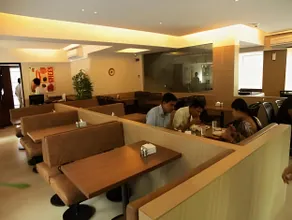 Hotel Sai Inn - Image 4