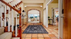Skyview Villa - Image 4