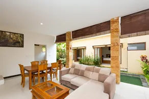 Ardha Chandra Villa - Image 4