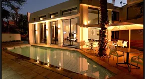 The Lakes Boutique Lodge - Image 2