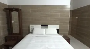 The Elite Inn - Image 2