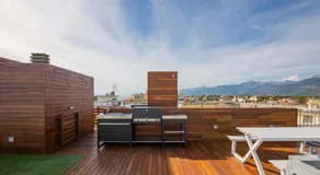 Beachfront Penthouse with private parking - Image 5