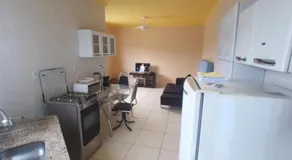Casa com piscina , churrasqueira, Wi-Fi, em rua de Areia à 1km da praia, bairro sussegado, proíbido uso de som extremamente alto ideal para descansar - Image 3