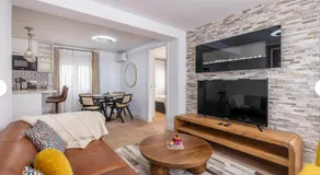 Casa al Andalus - Chic, serene, and Posh Center City Pad - Image 2